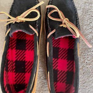 Minnetonka Men's Double Bottom Fleece Slipper Moccasins US12 Black Suede $45